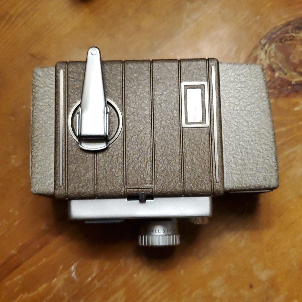 Vintage Kodak Film Camera Kit – Untested, Complete, Classic Collector’s Find - Picture 10 of 14